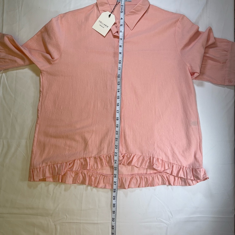 Women’s Light Pink Blouse with Ruffle Trim on sleeves and bottom. SizeXL. - Picture 6 of 8